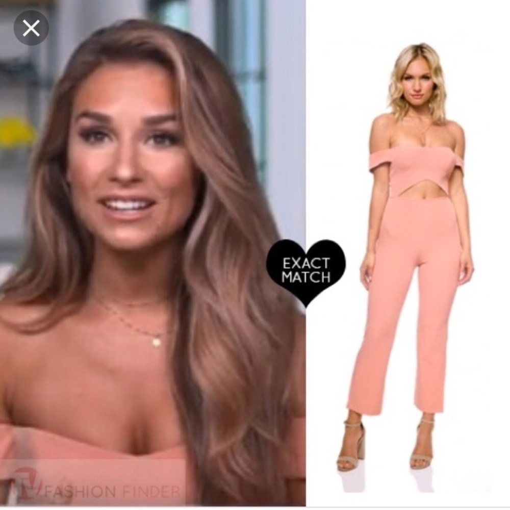 Pink jumpsuit from Jessie James Decker collection
